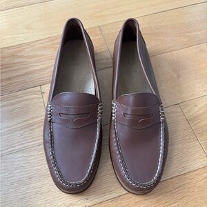 WEEJUNS G.H. Bass & Co. Classic Brown Leather Loafers Leather 8.5 Women’s Cognac